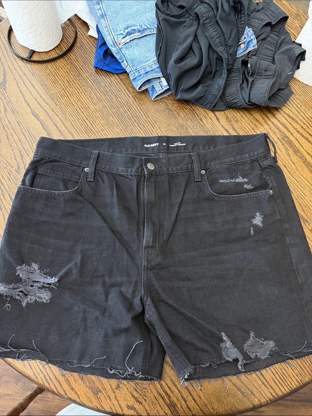 Old Navy Black Distressed Men's Denim Shorts